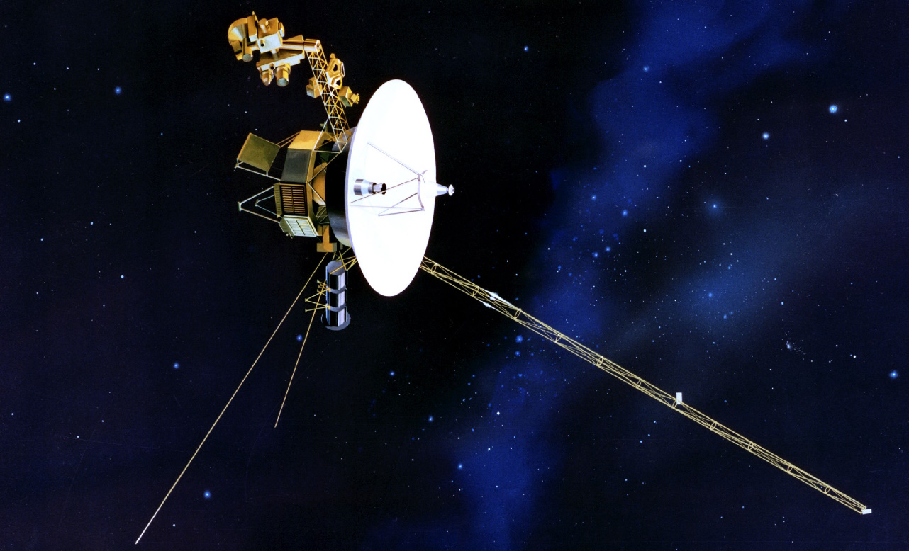 La Voyager 2 lleva 46 años alejándose de la Tierra. En 1998, los ingenieros desconectaron los instrumentos no esenciales de la nave para ahorrar energía. Se cree que se podrán recibir datos de al menos algunos de los instrumentos que aún funcionan hasta 2025, aunque esto depende, por supuesto, de la reanudación de las comunicaciones regulares.