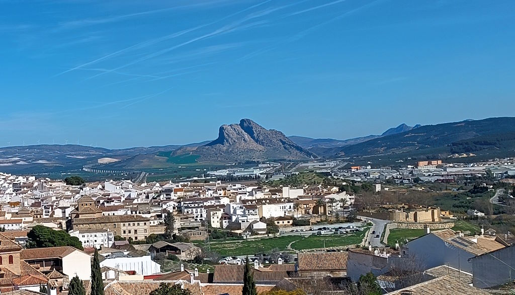 La Peña de los Enamorados vista desde Antequera