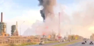Refinería de Yaroslavl en llamas