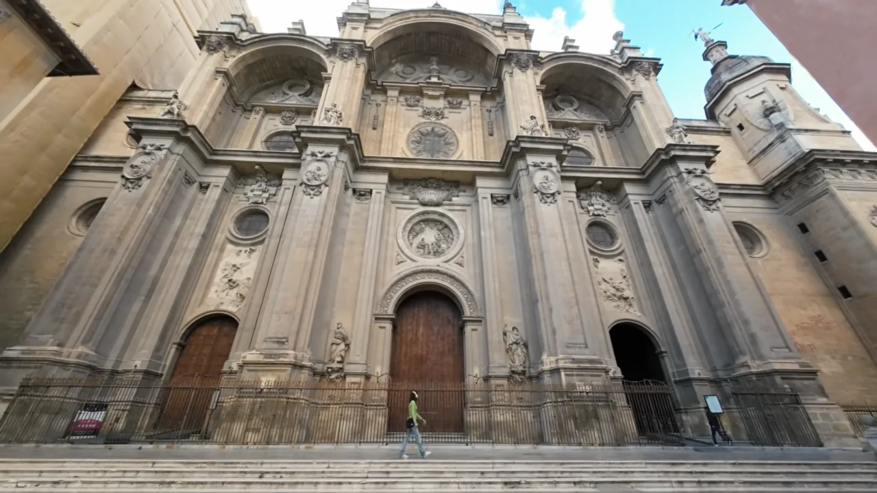 Fachada principal de la Catedral de Granada