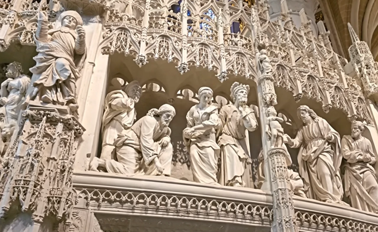 Fragmento del Tour du chœur de la catedral de Chartres